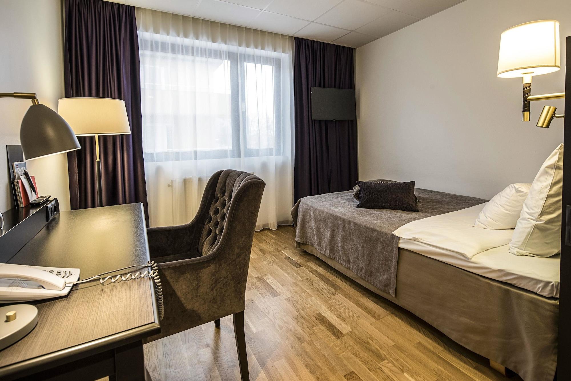Home Hotel Bristol Arvika Zewnętrze zdjęcie