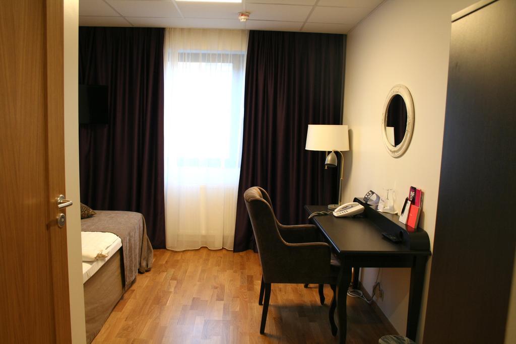 Home Hotel Bristol Arvika Pokój zdjęcie